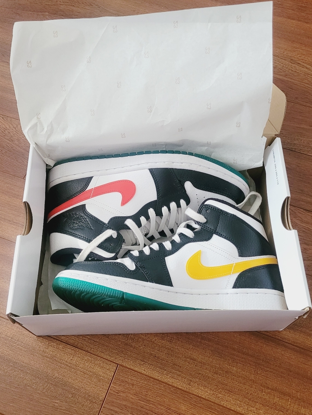 Nike Air Jordan 1 Mid Womens 7.5 Black White Multicolor Swoosh BQ6472-063